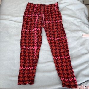 Aerie Red and Pink Houndstooth Leggings